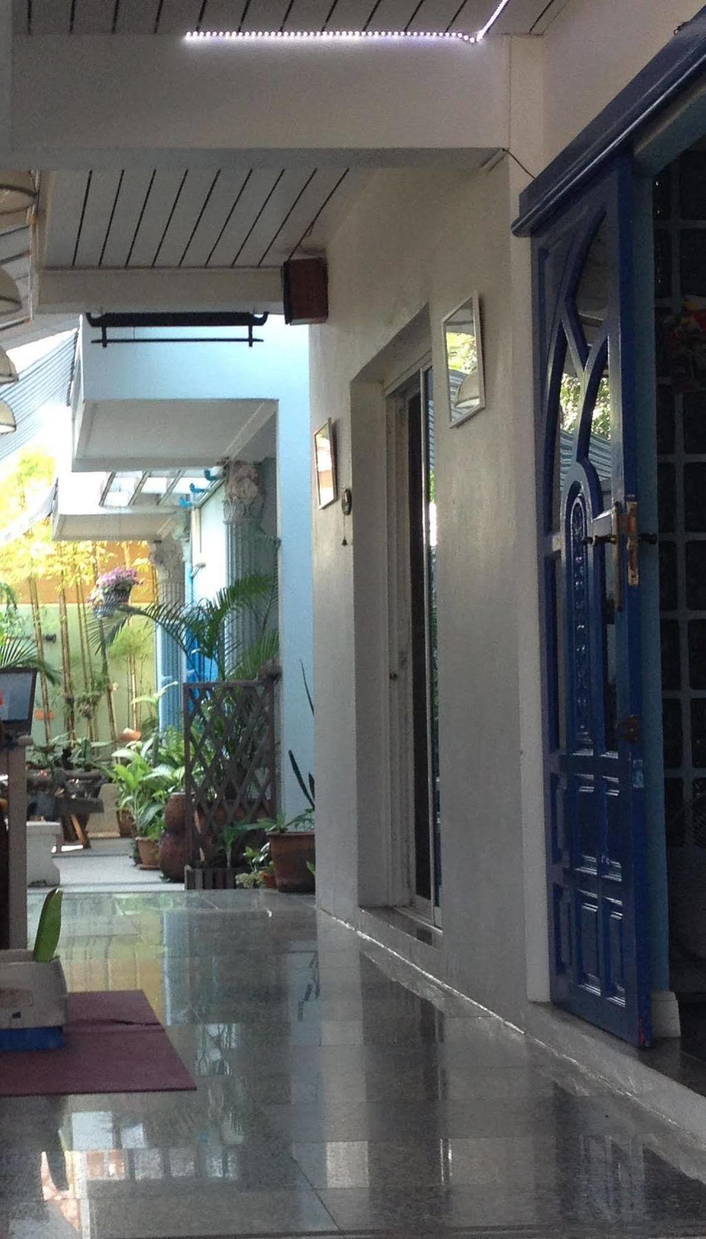 Yiasu Bed And Breakfast Pattaya Extérieur photo